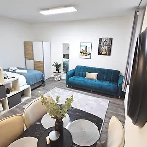 Affordable In Vienna's Hotpoint Apartment Wien