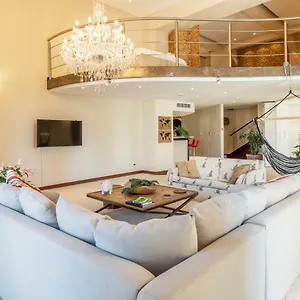 https://nyc-style-downtown-duplex.hotels-capetown.com